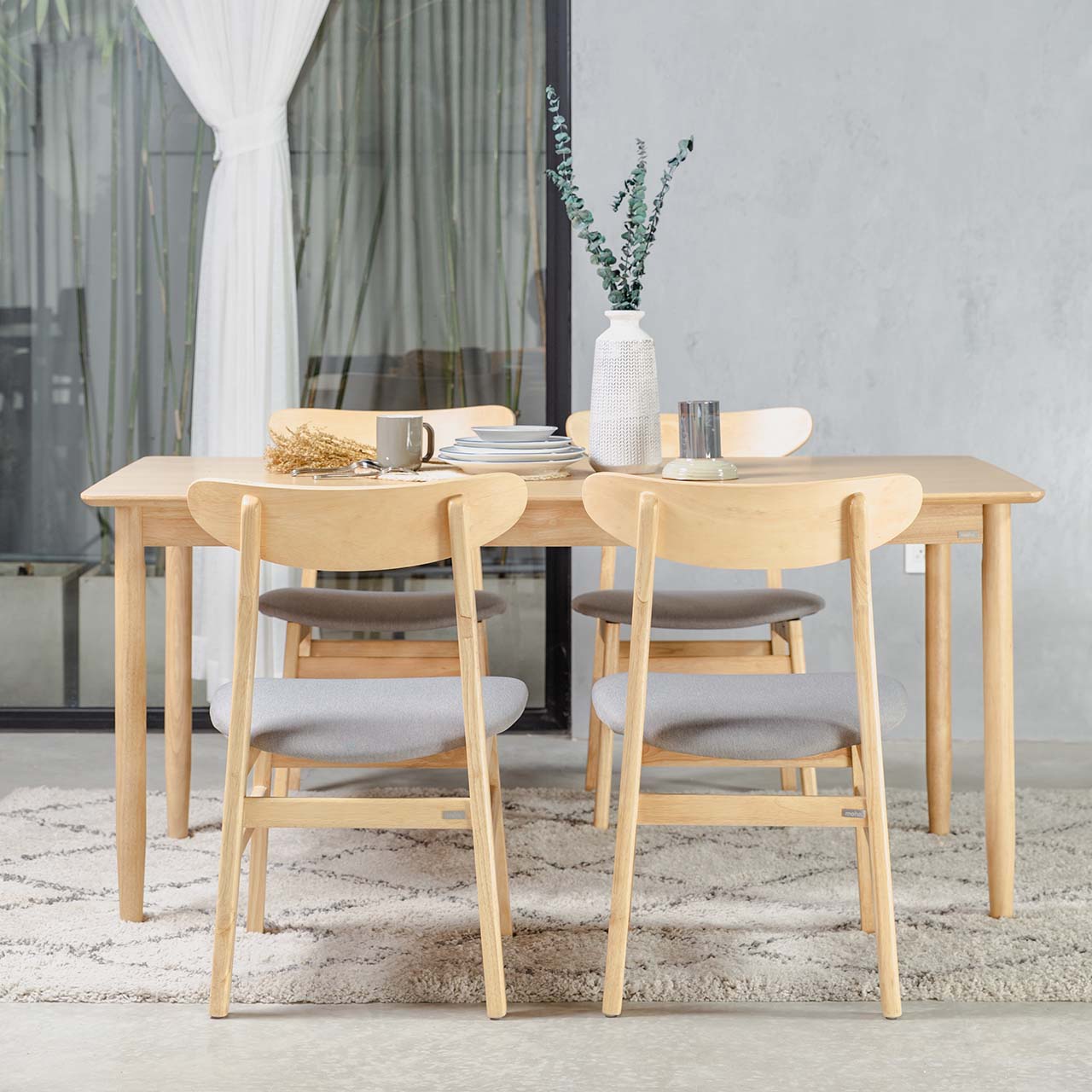 Bàn ăn gỗ MOHO MILAN 1m25